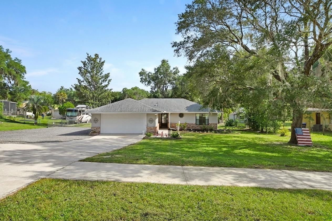 BURWYN PARK - Residential
