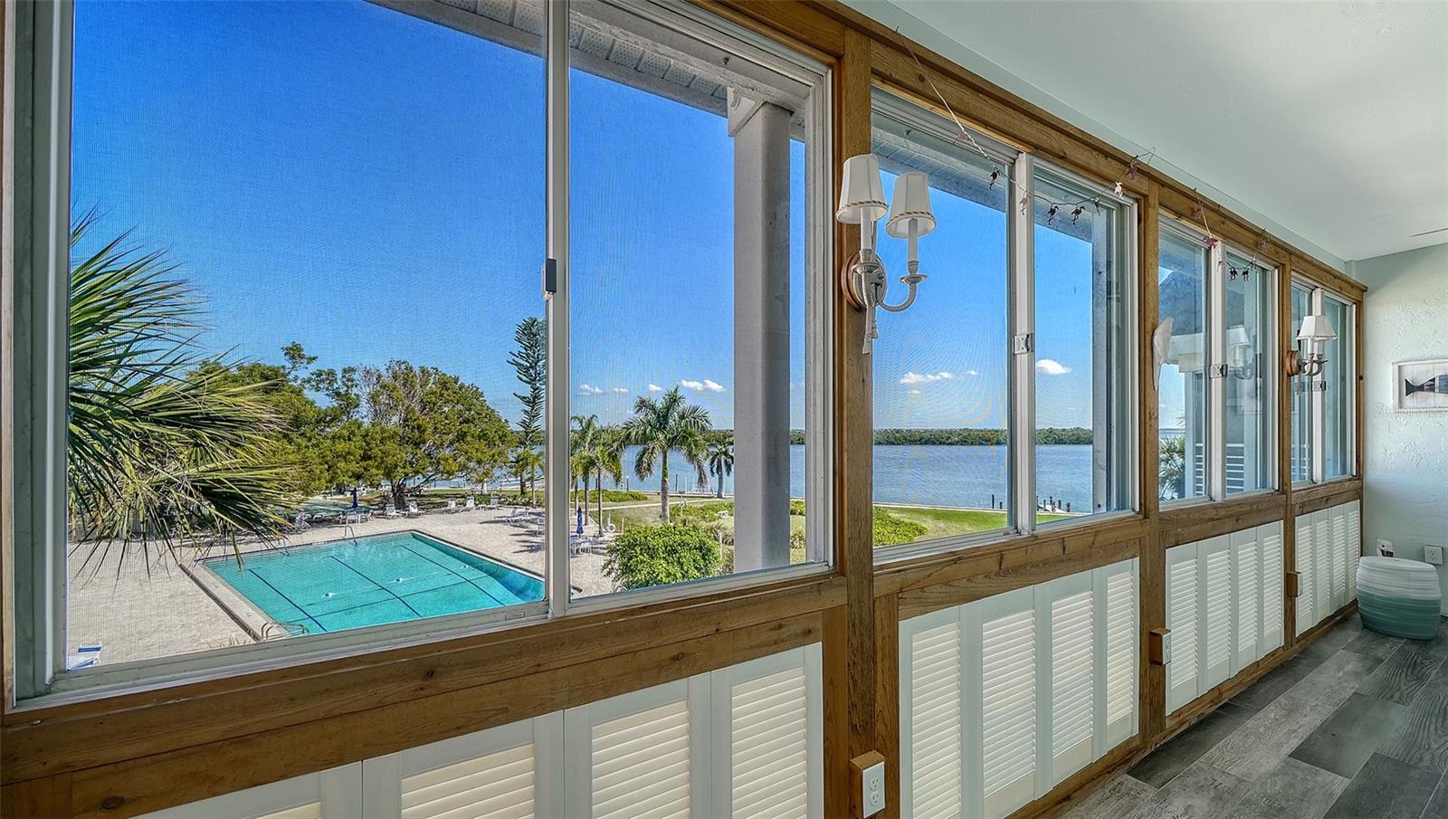 LONGBOAT HARBOUR - Residential