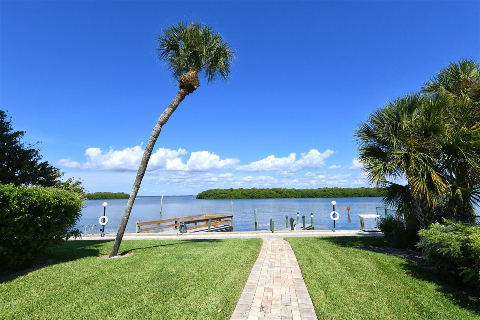 LONGBOAT HARBOUR - Residential