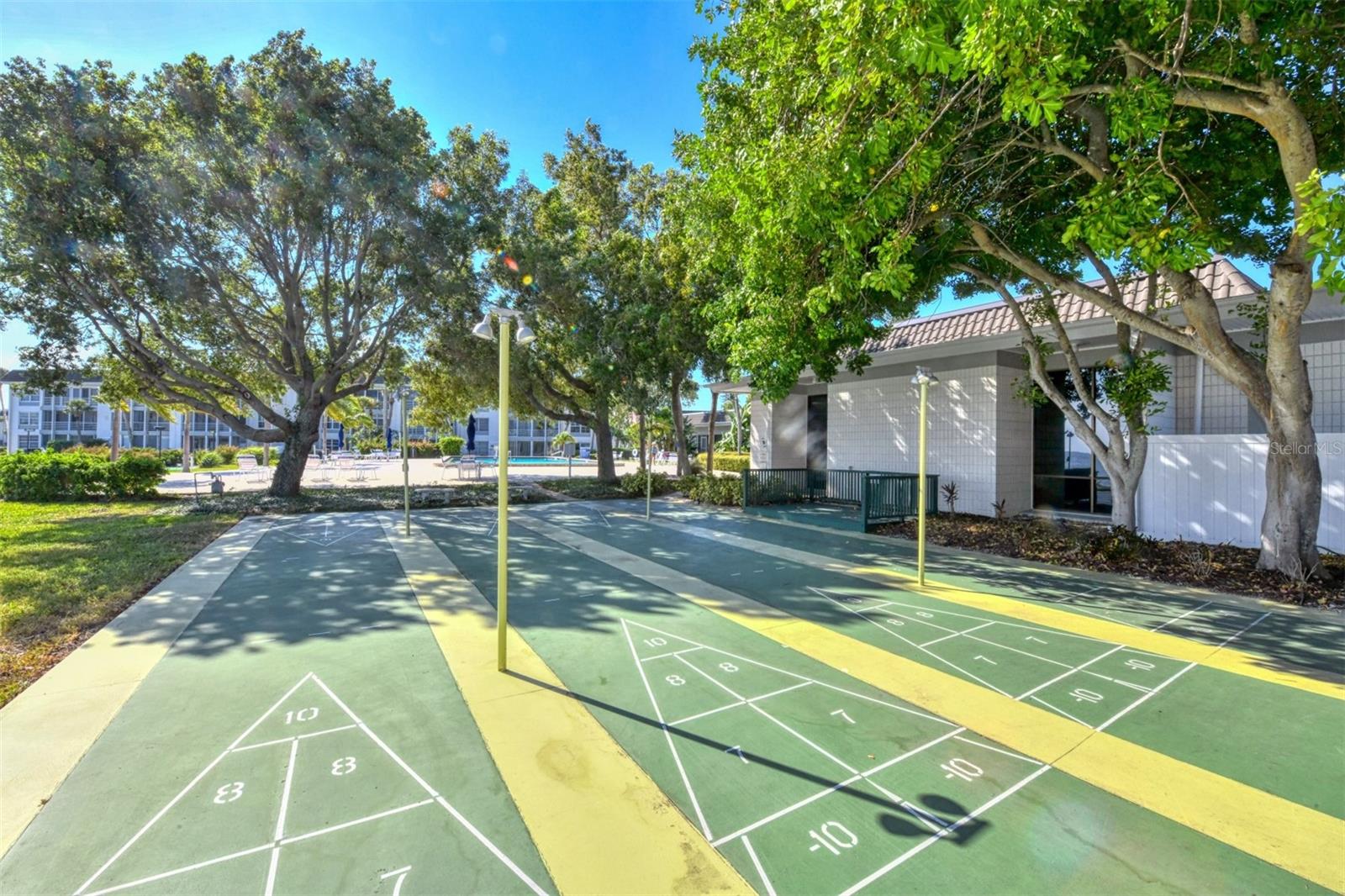 LONGBOAT HARBOUR - Residential