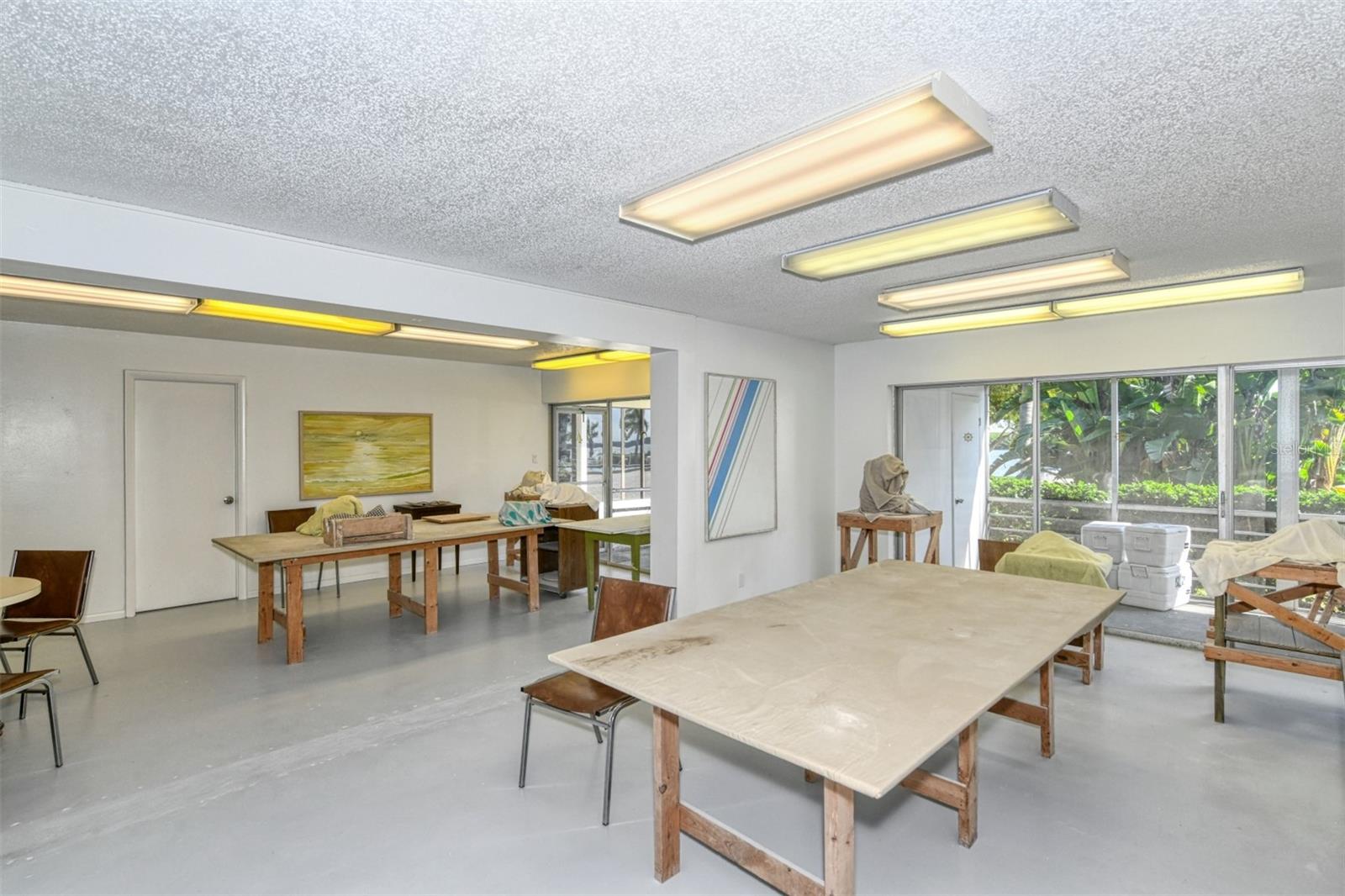 LONGBOAT HARBOUR - Residential