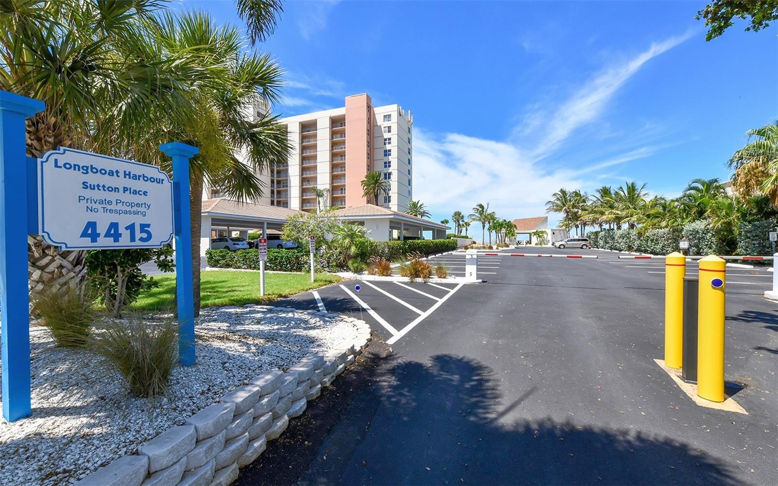LONGBOAT HARBOUR - Residential