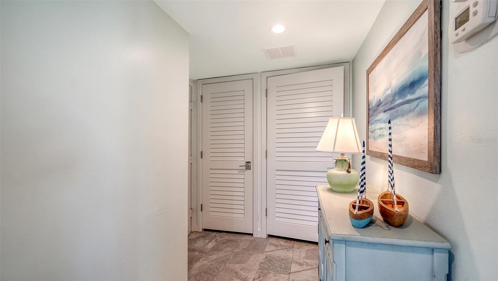LONGBOAT HARBOUR - Residential