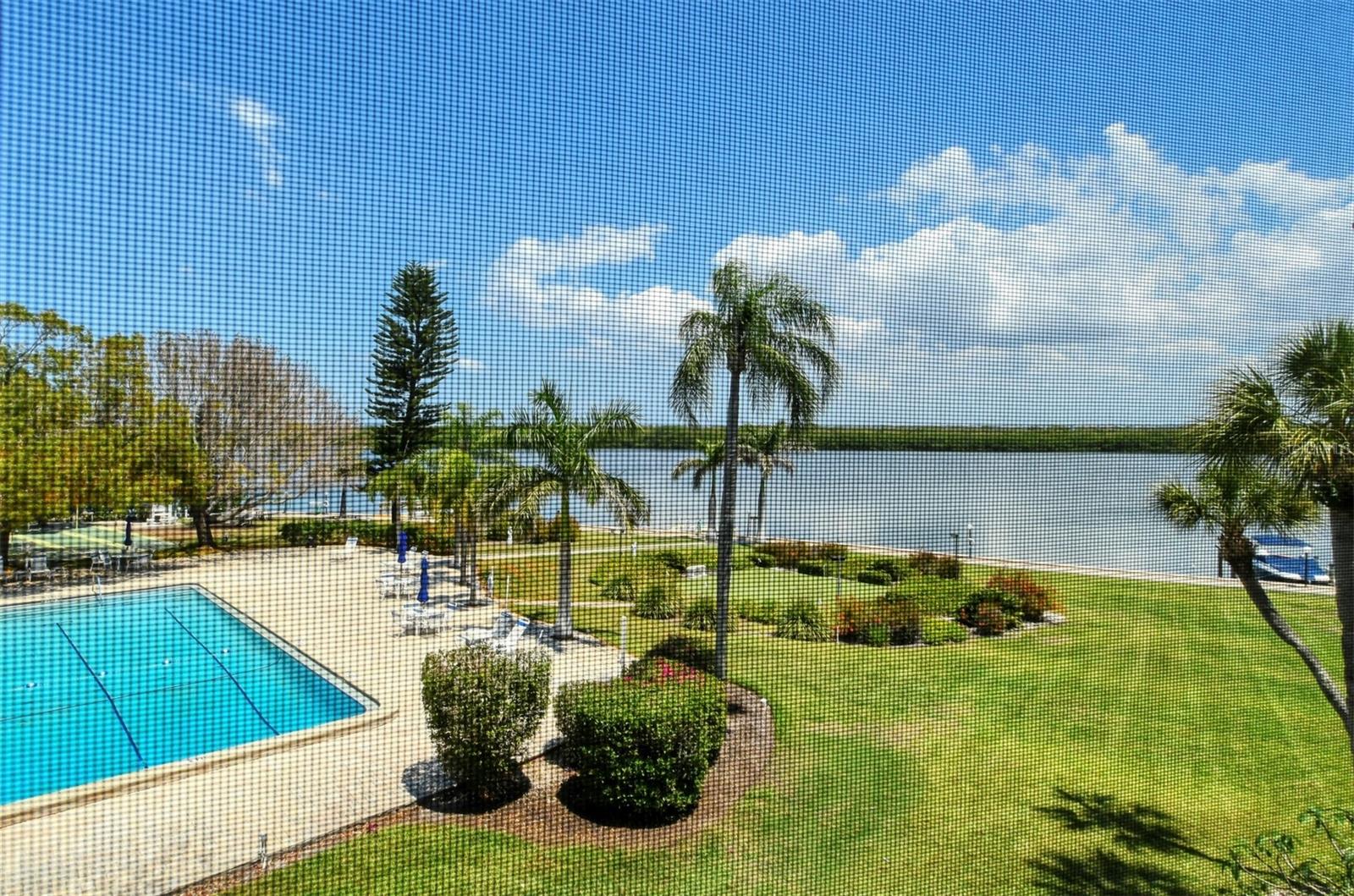 LONGBOAT HARBOUR - Residential