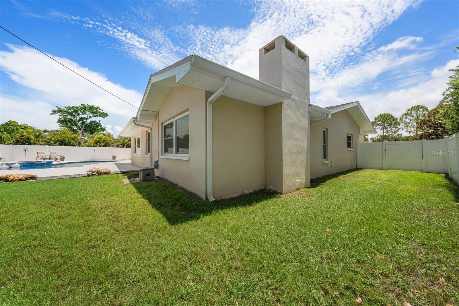 BELLEAIR ESTATES - Residential