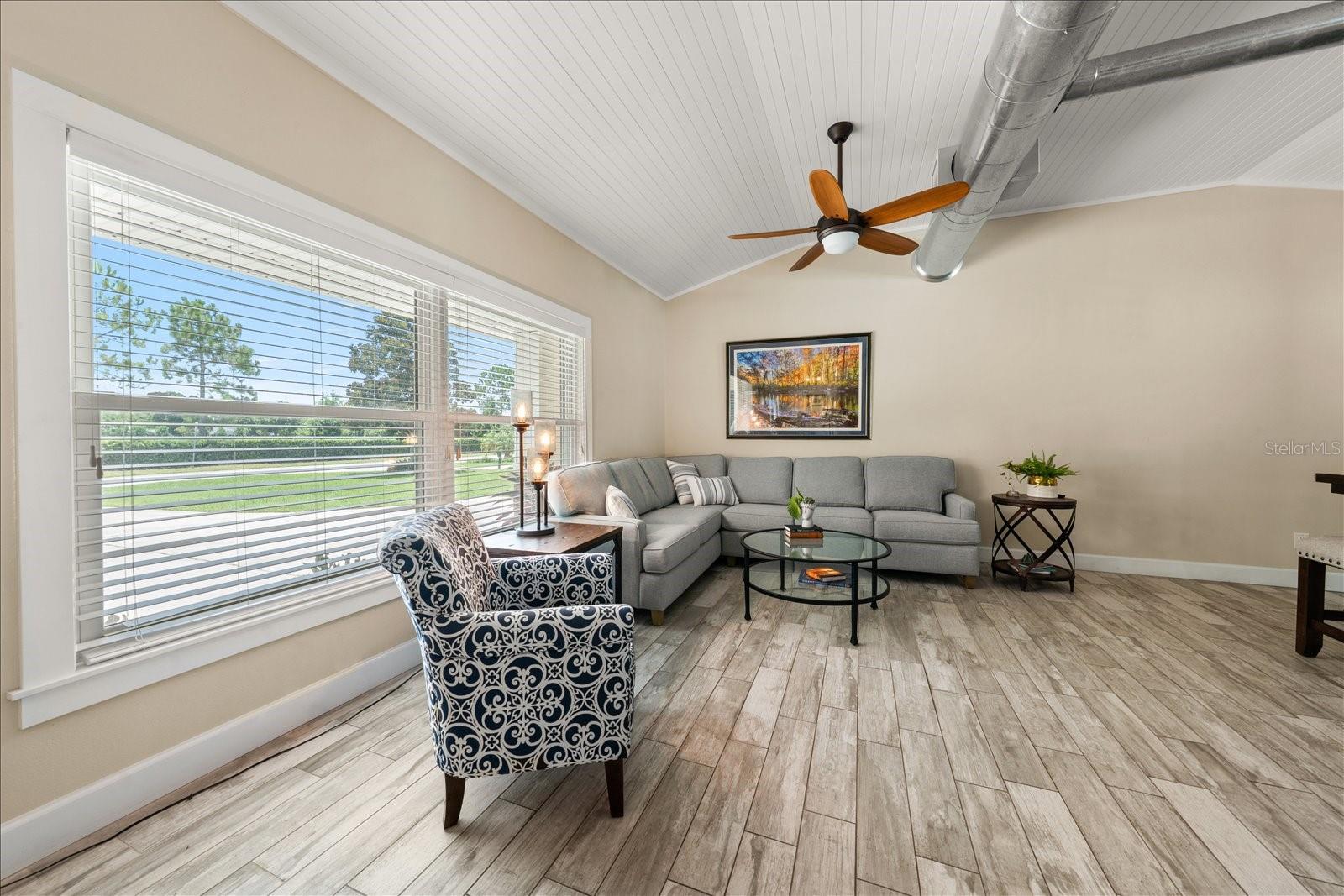BELLEAIR ESTATES - Residential