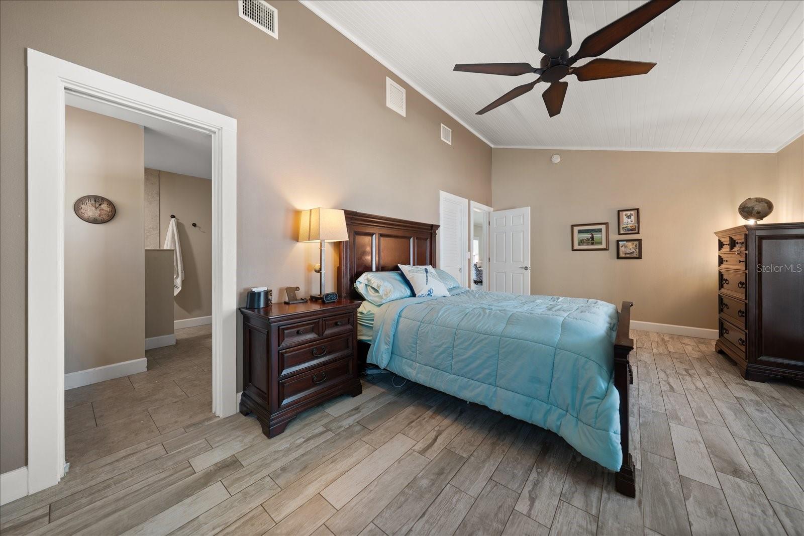 BELLEAIR ESTATES - Residential
