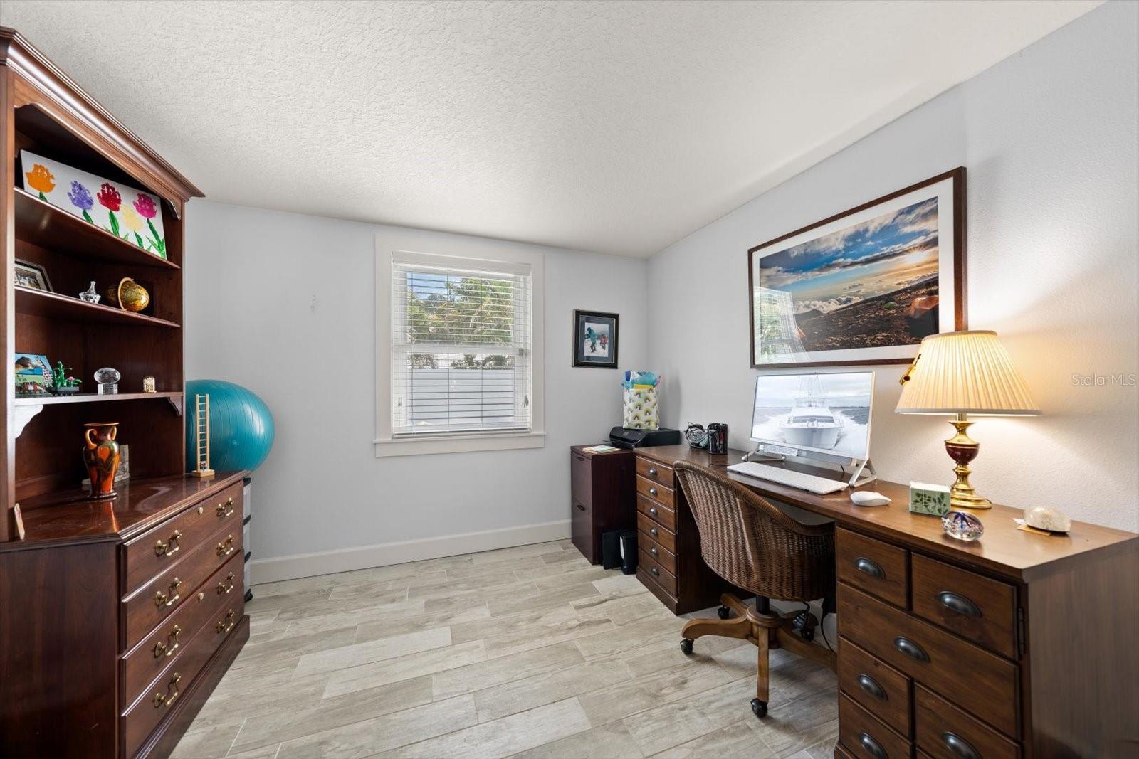 BELLEAIR ESTATES - Residential