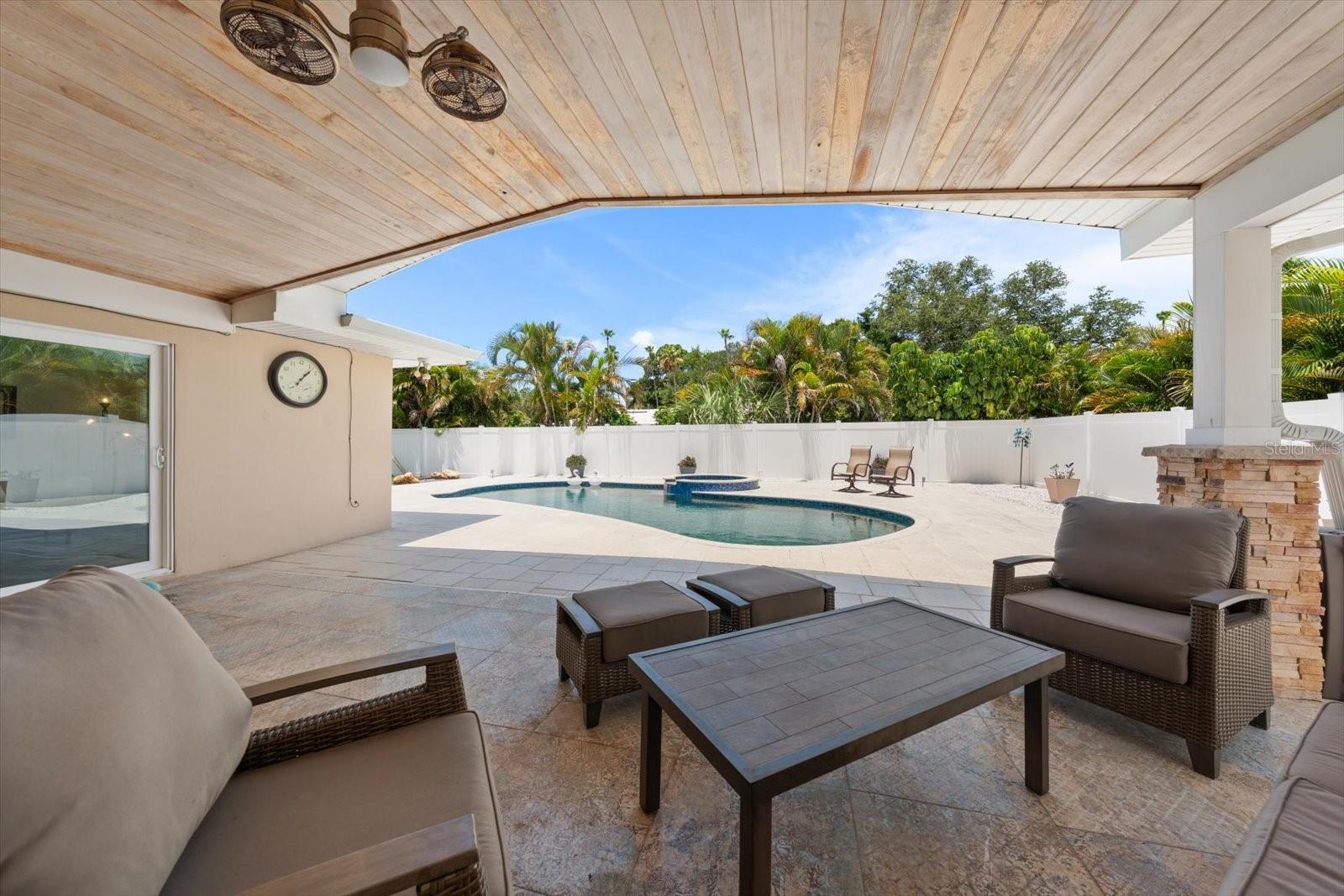 BELLEAIR ESTATES - Residential