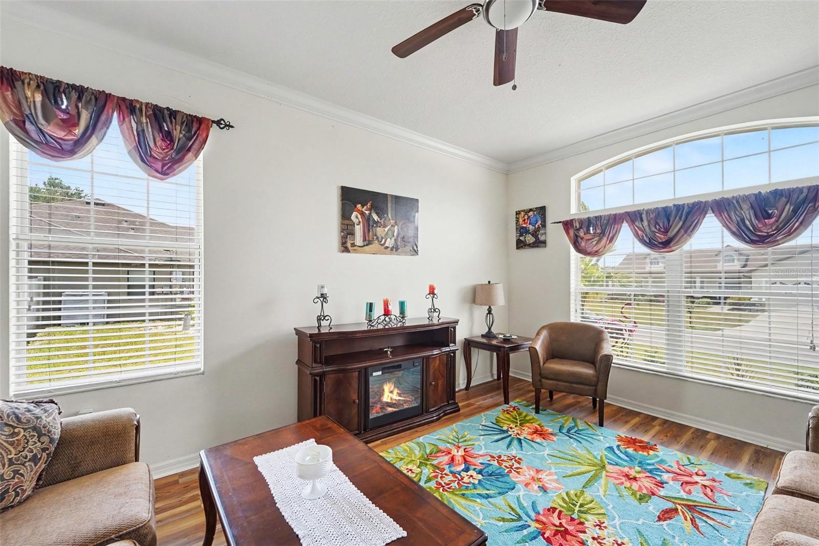 OAK GLEN - Residential