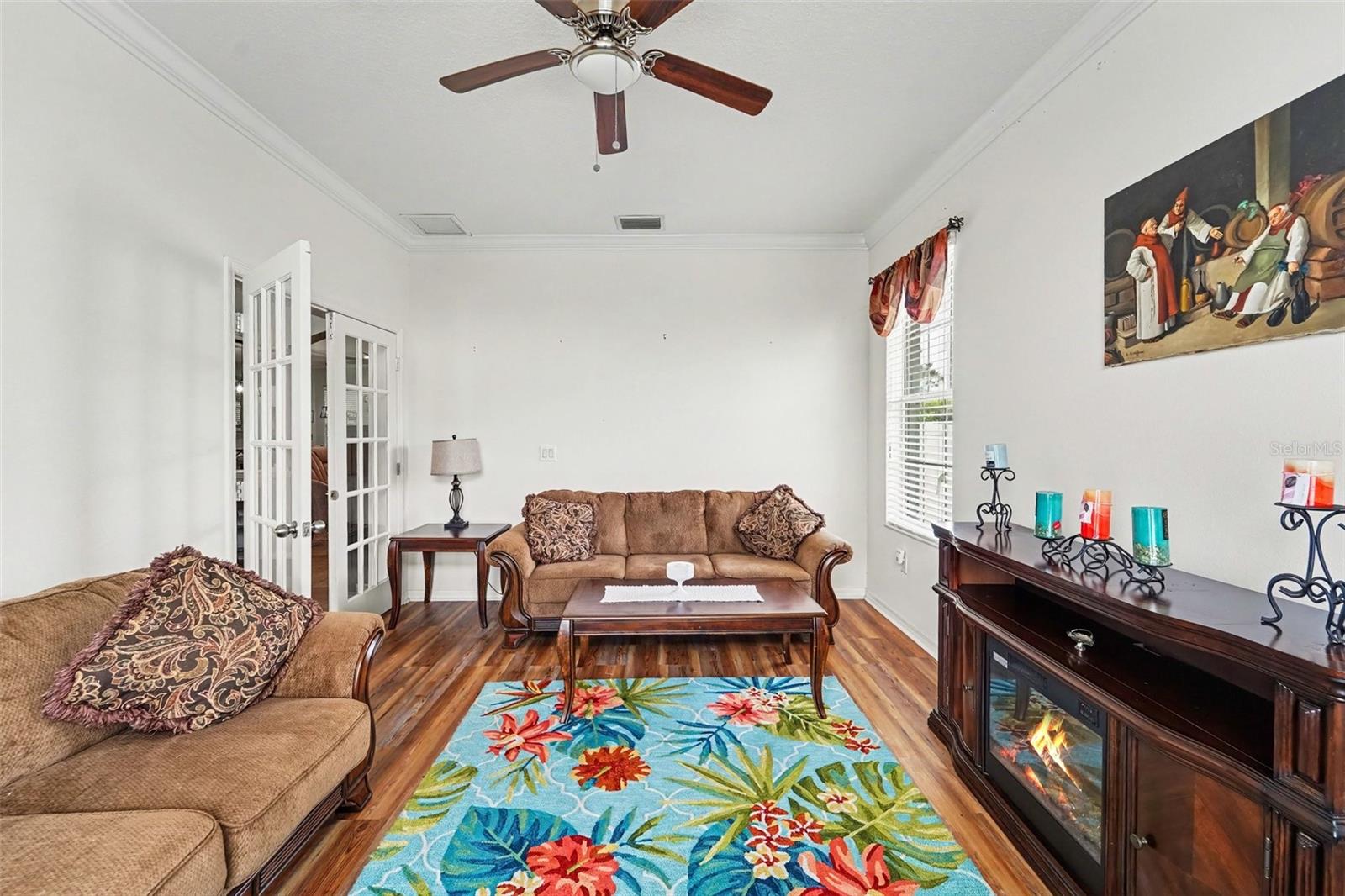 OAK GLEN - Residential