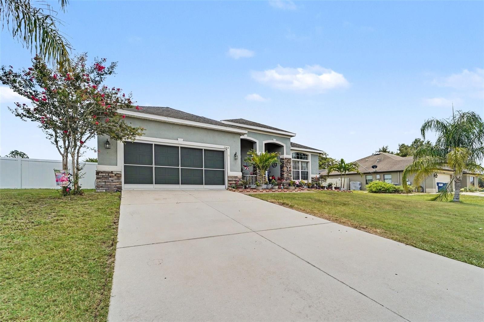 OAK GLEN - Residential