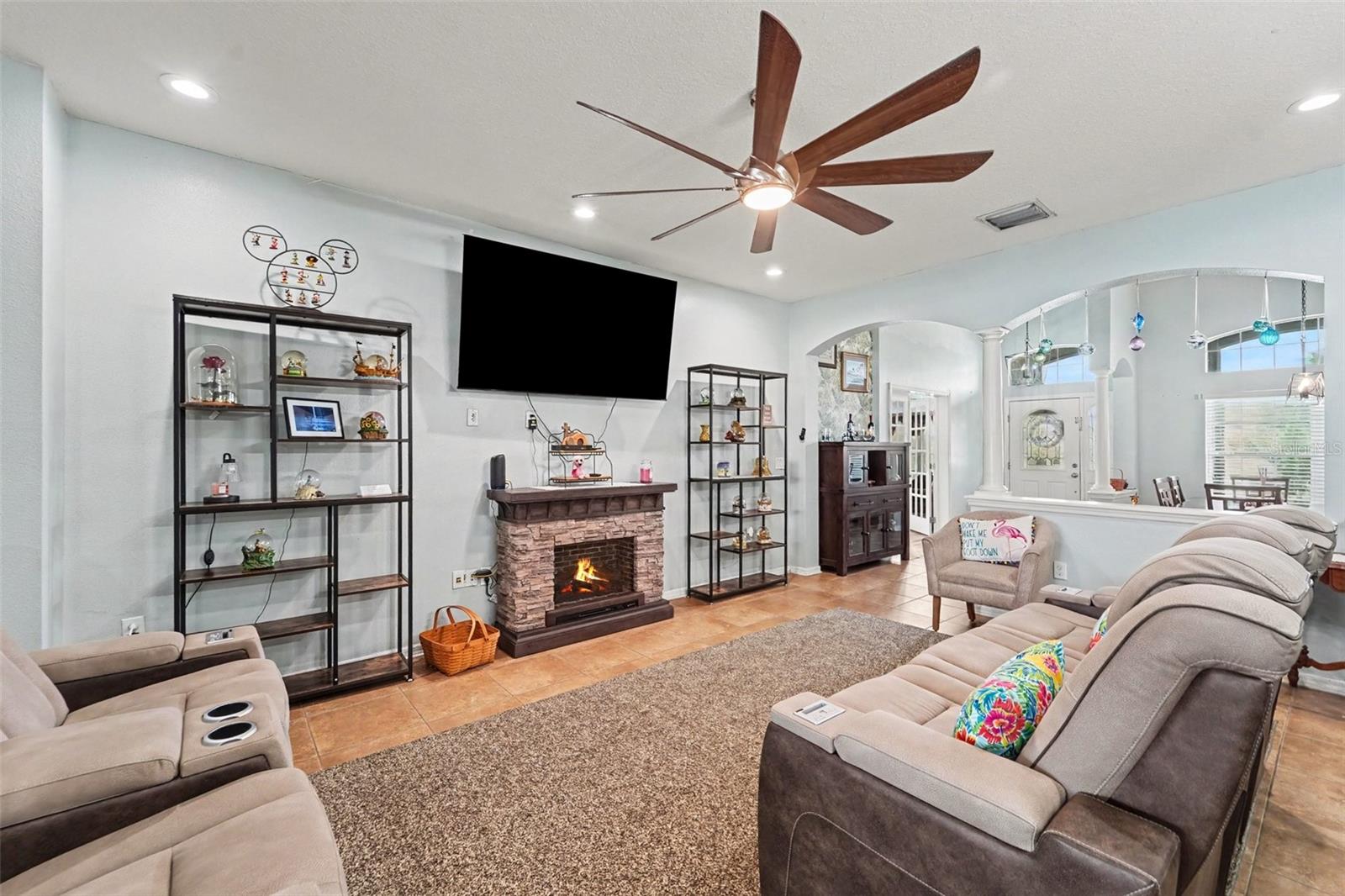 OAK GLEN - Residential