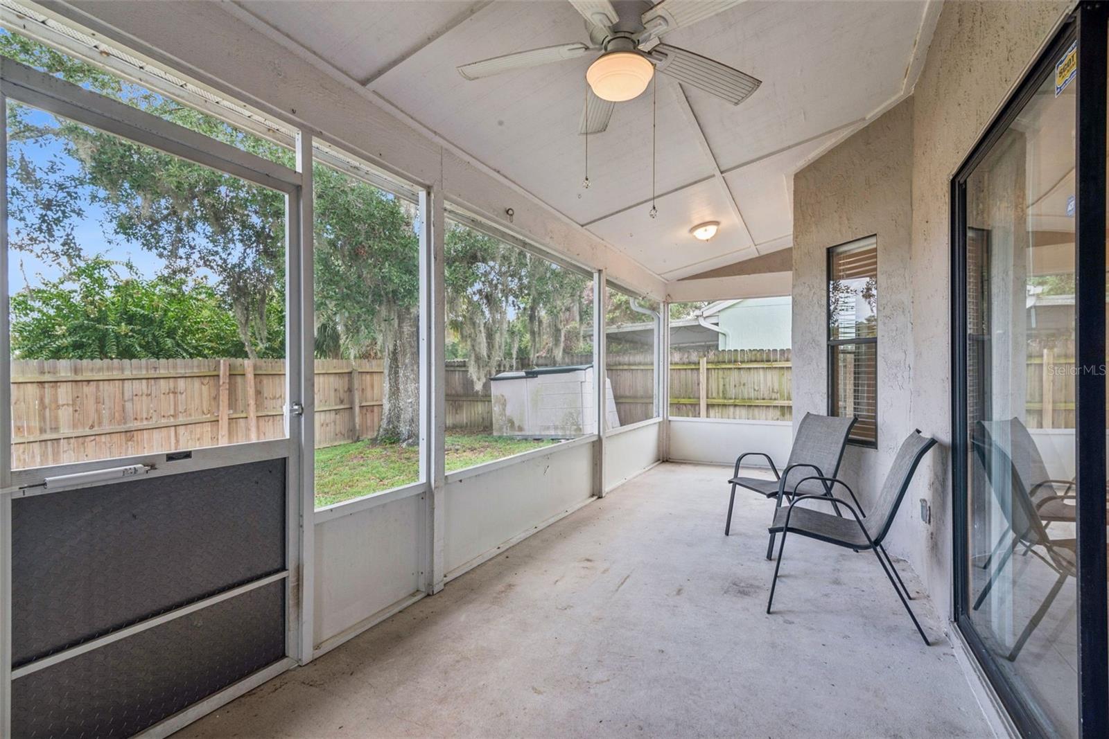 COUNTRY ADDRESS - Residential