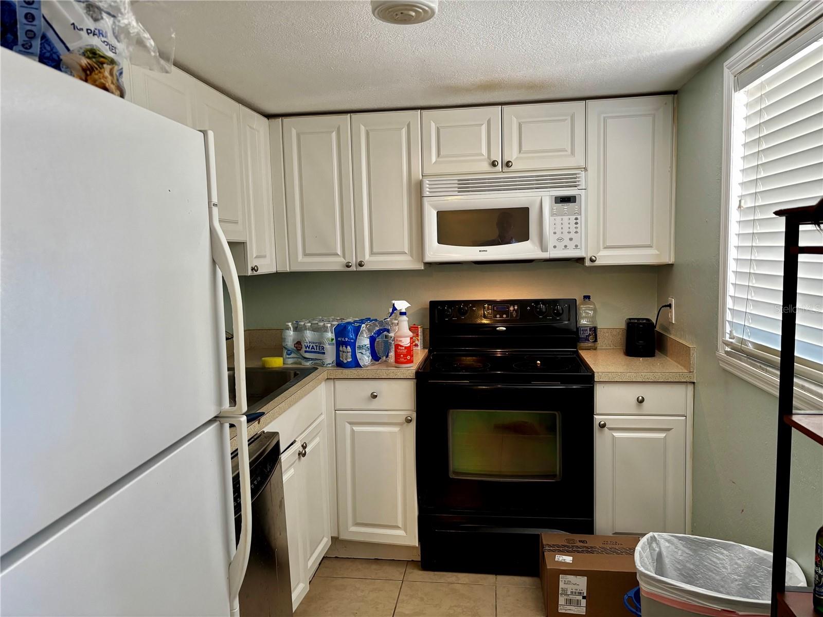 GARDEN WALK PH 1 - Residential