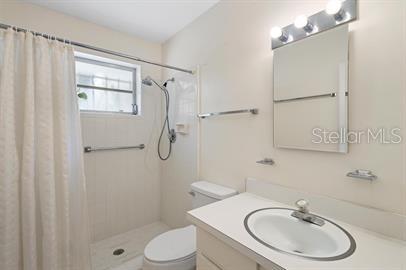 PINELYN PARK - Residential Lease