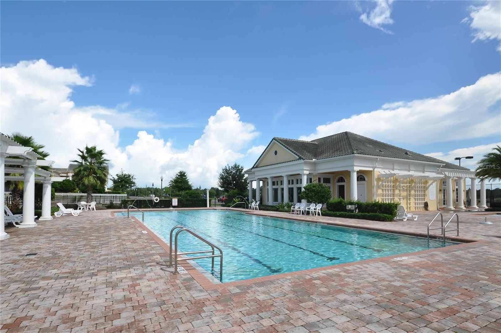 PROVIDENCE GARDEN HILLS 60'S - Residential