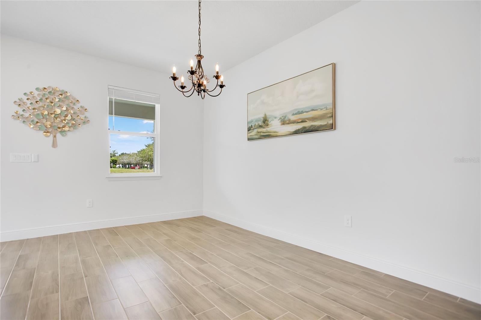 SUMMERLAKE RESERVE - Residential