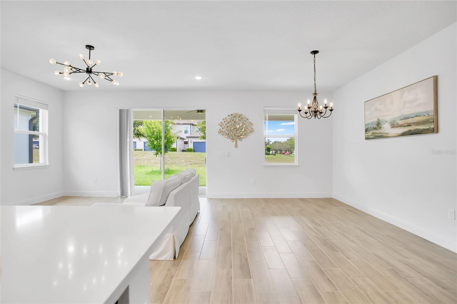SUMMERLAKE RESERVE - Residential