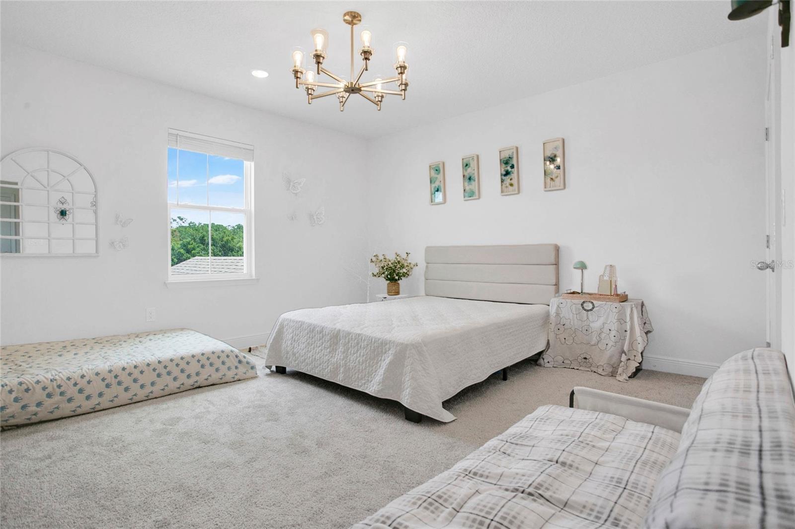 SUMMERLAKE RESERVE - Residential