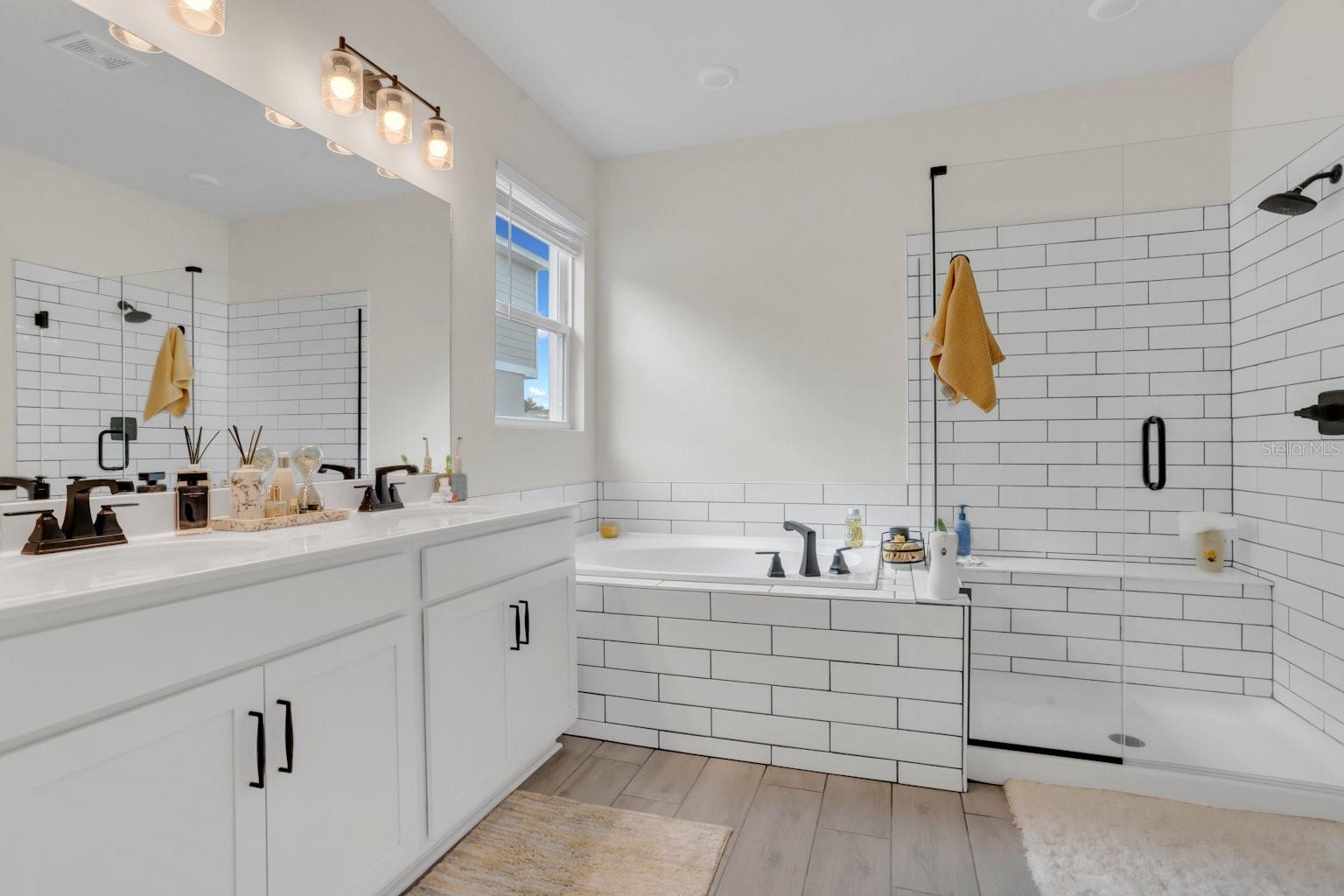 RIVERSTONE PH 3 & 4 - Residential