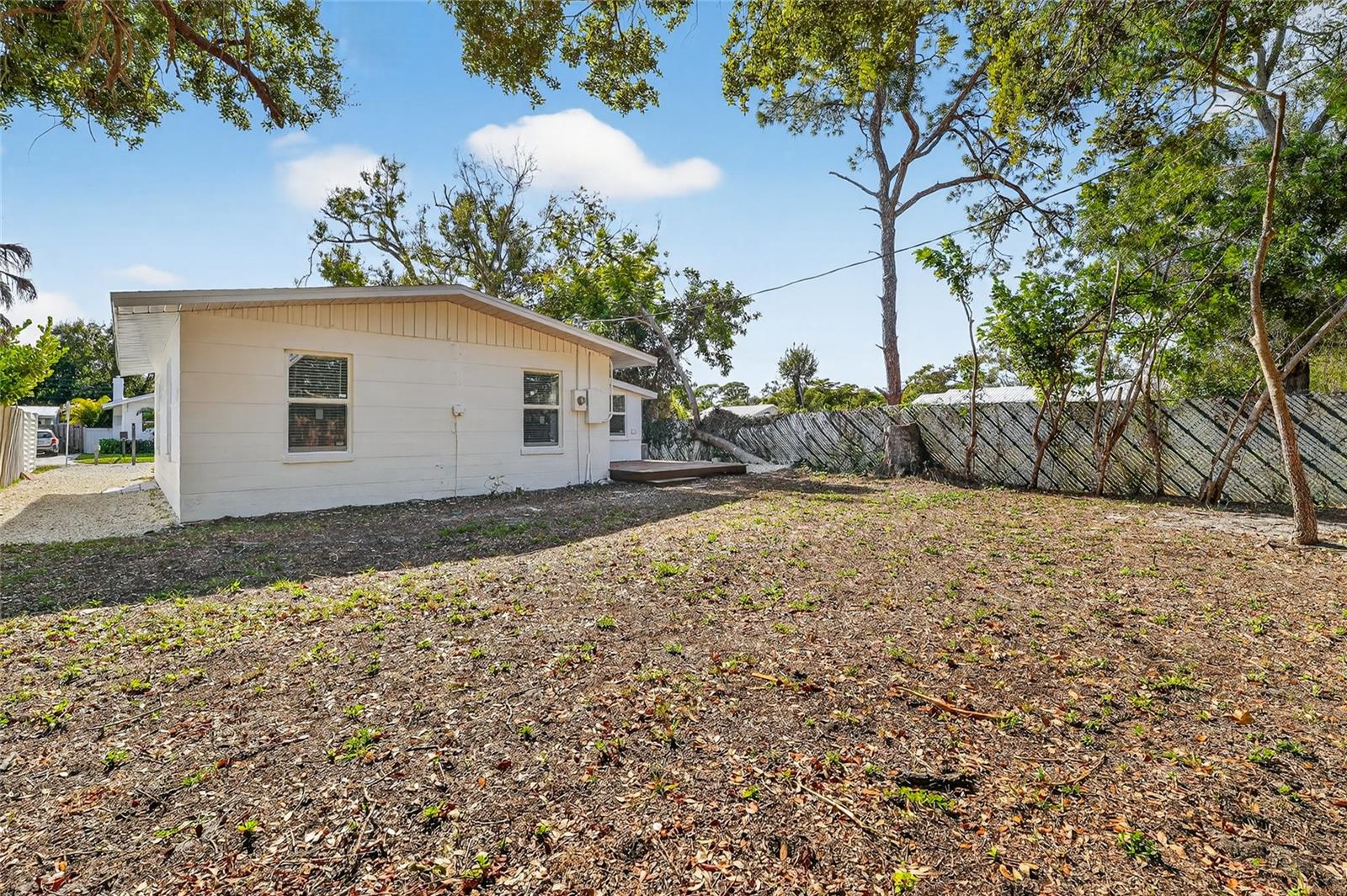 RUSTIC LODGE - Residential