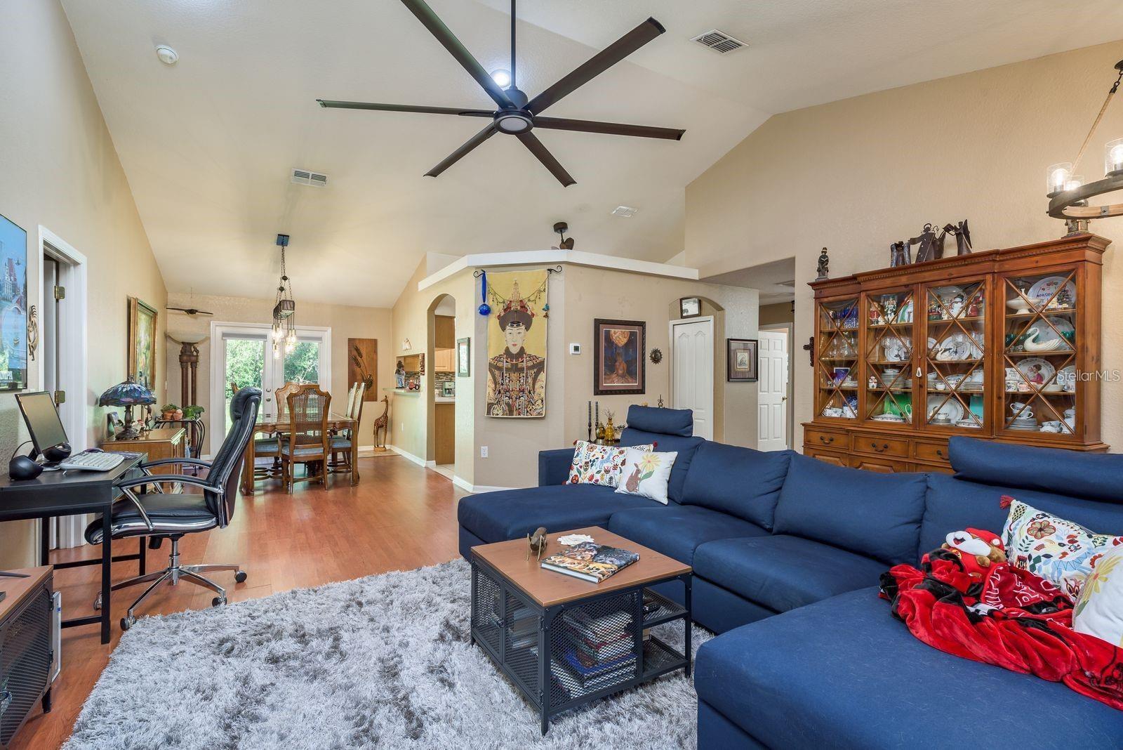 WOODLAND PARK - Residential