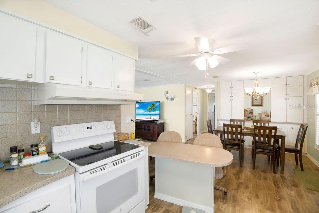 KINGS GATE CLUB MHP - Residential