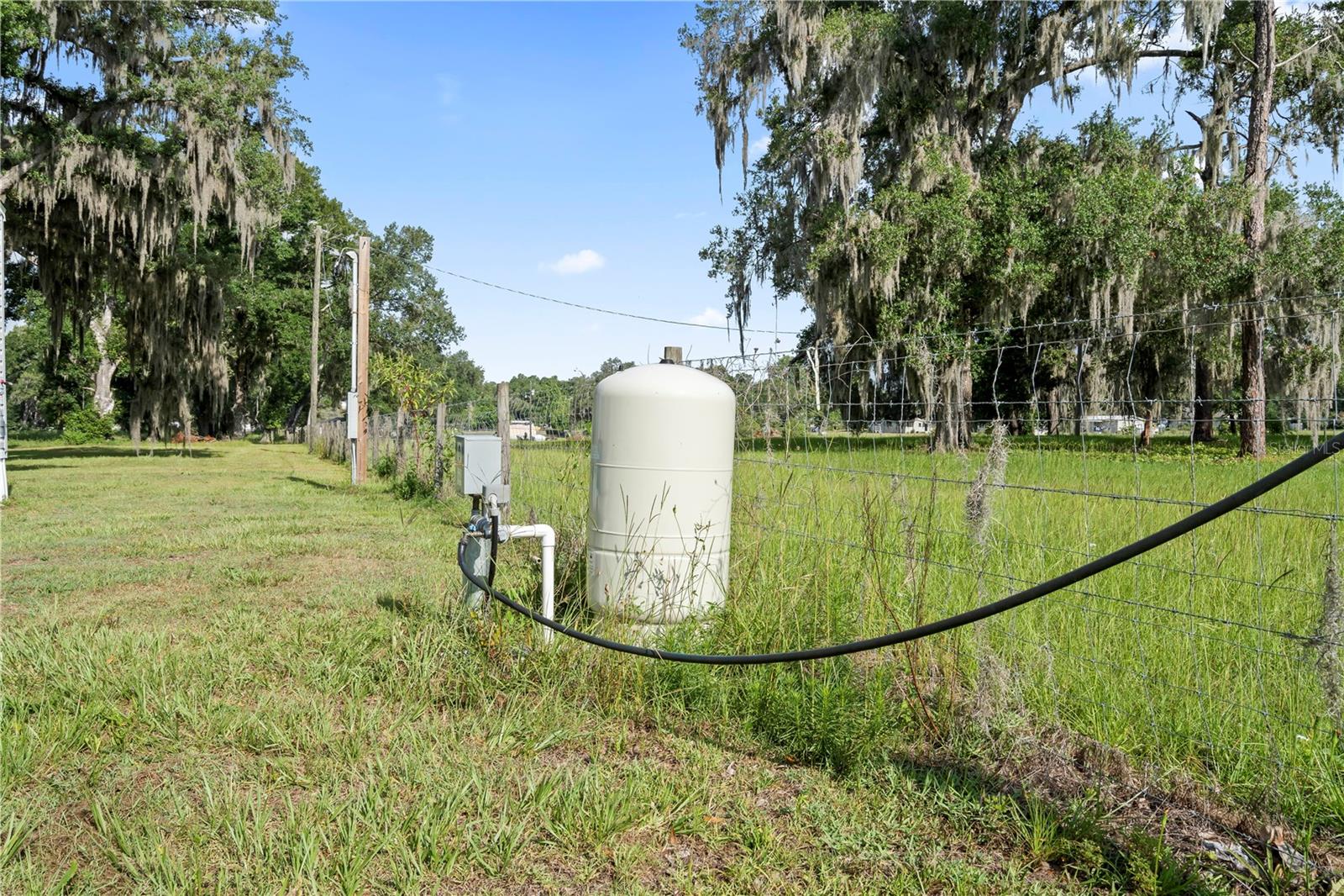 ACREAGE - Residential