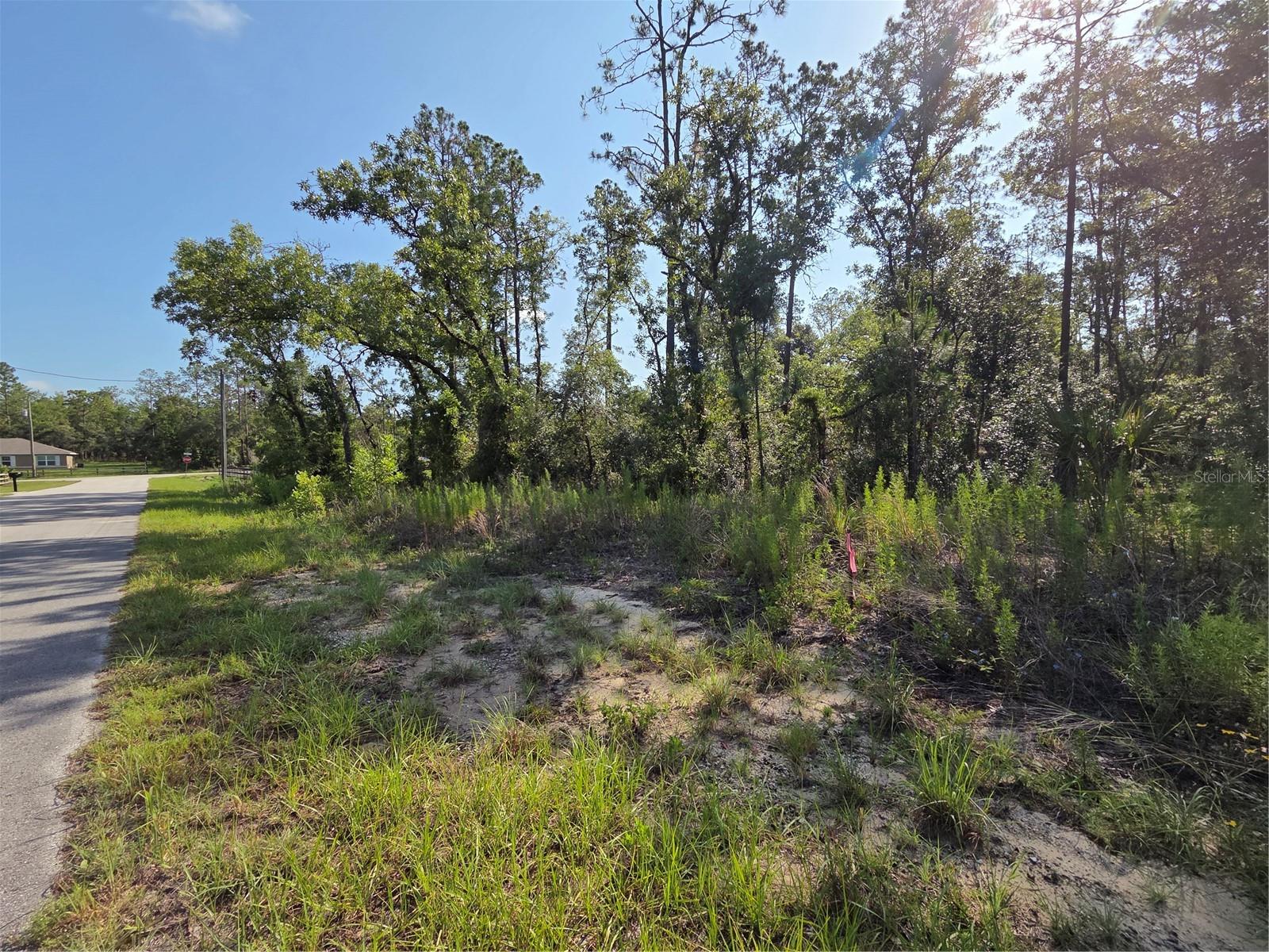 RAINBOW LAKES ESTATE - Land