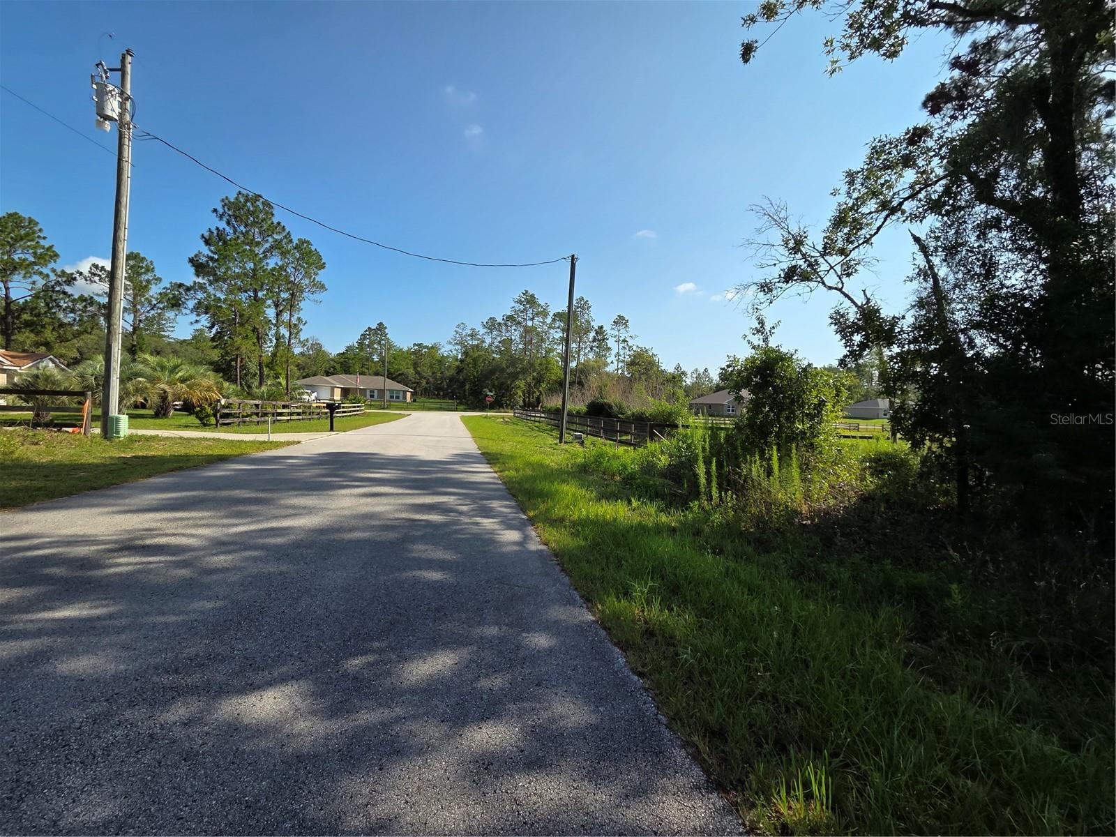 RAINBOW LAKES ESTATE - Land
