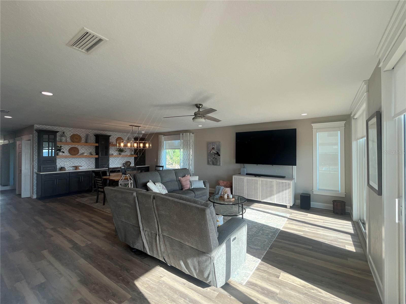 OCEAN LAKE VILLAS - Residential Lease