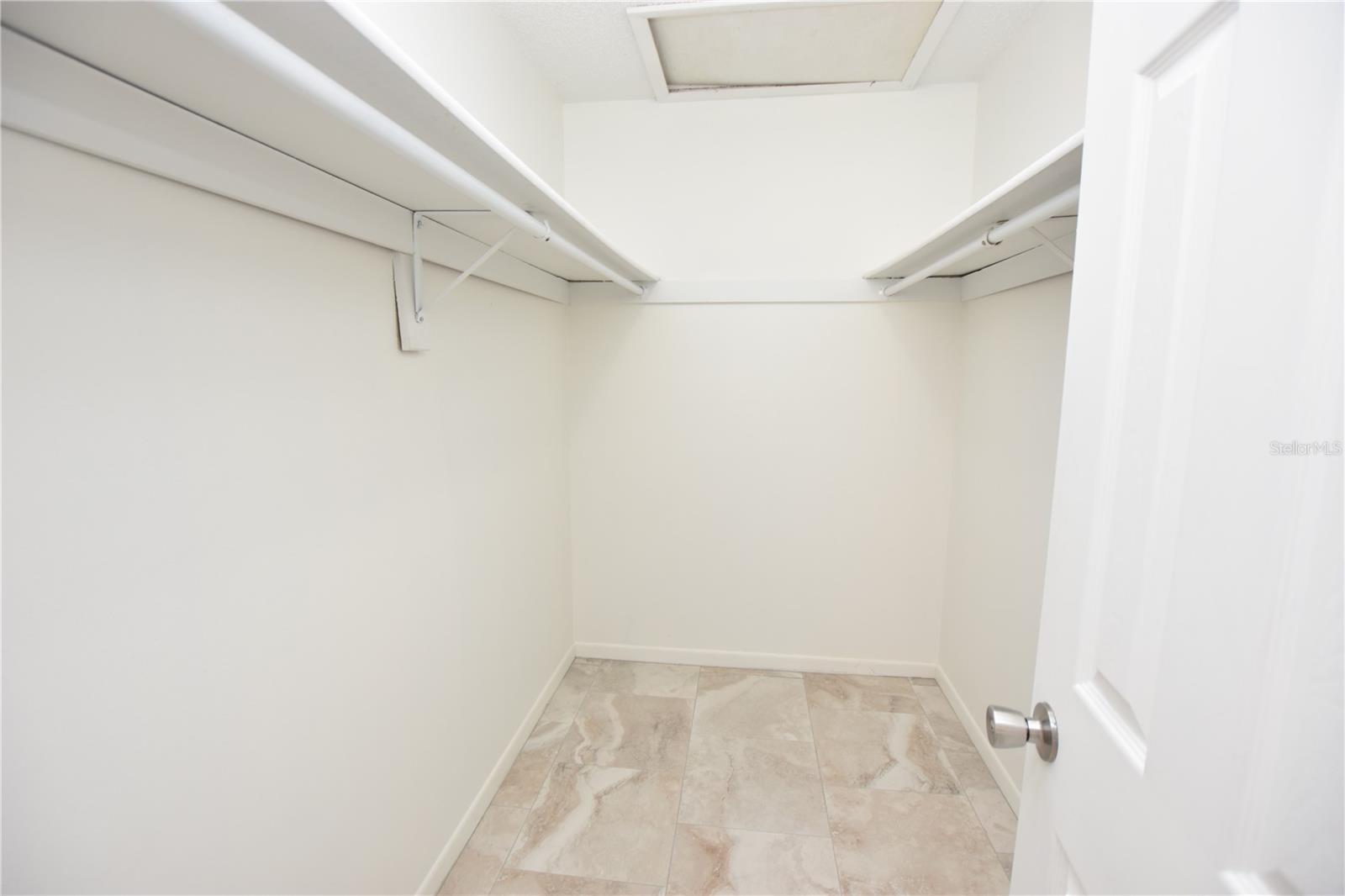SECRET COVE SUB - Residential Lease