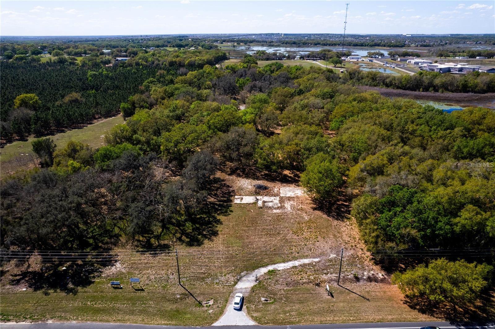 CITY/LEESBURG - Land