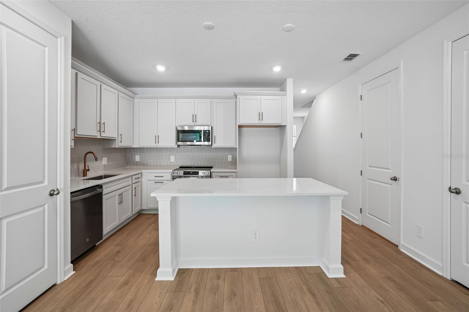 MONTAGUE TOWNHOMES - Residential
