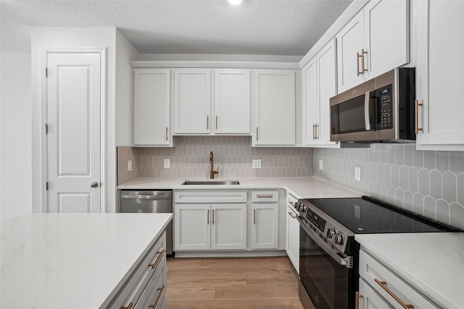 MONTAGUE TOWNHOMES - Residential