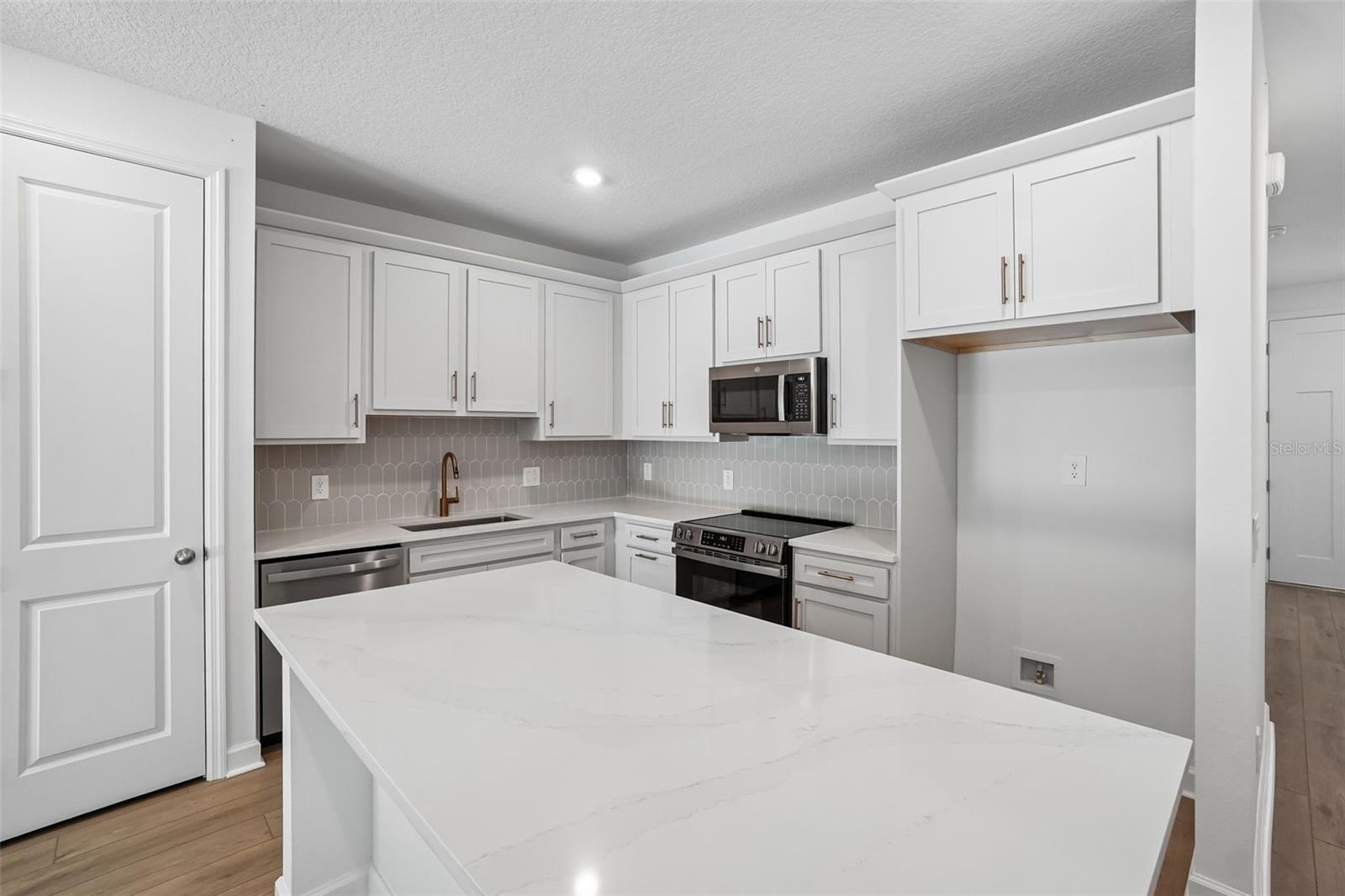 MONTAGUE TOWNHOMES - Residential