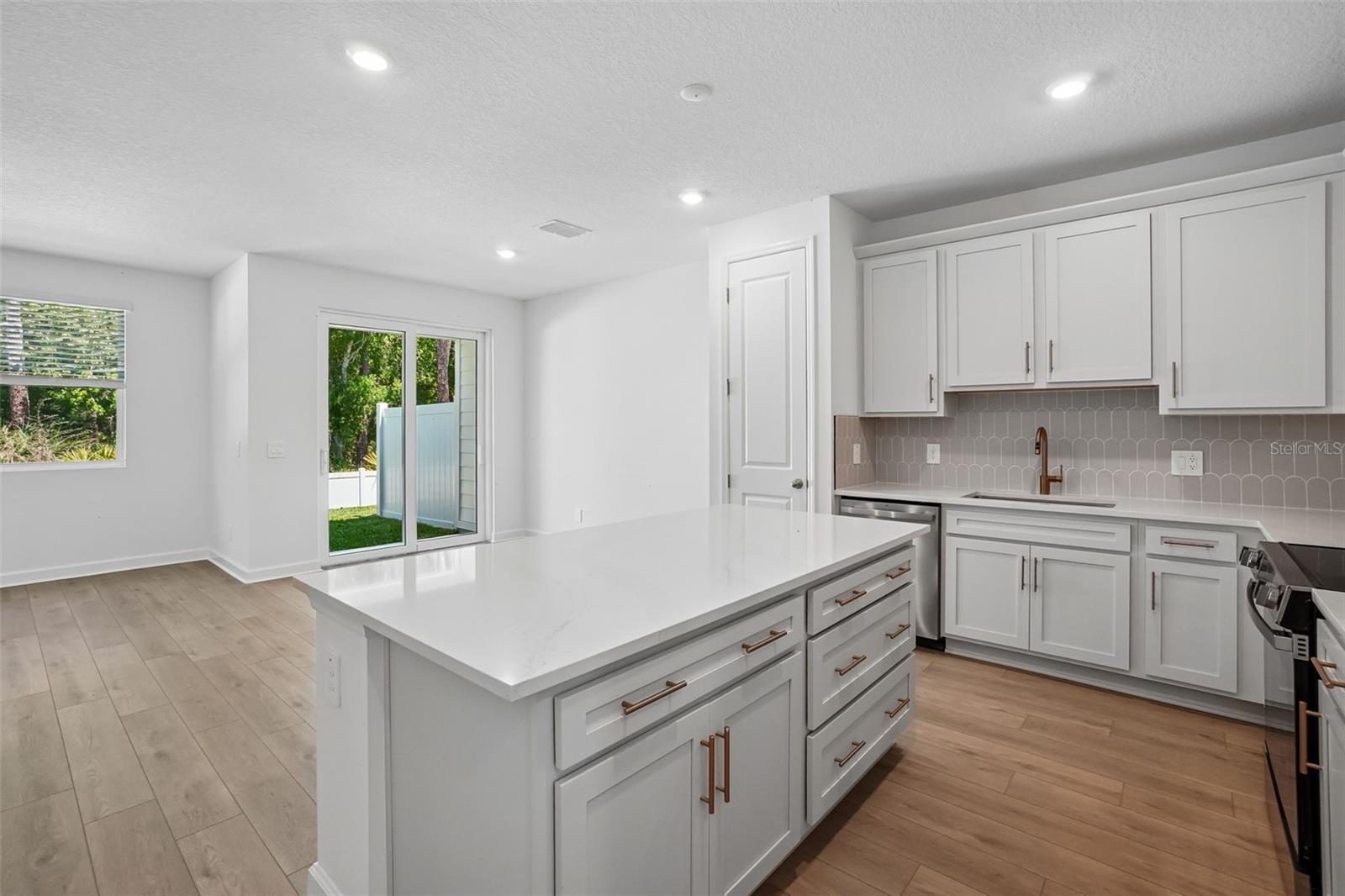 MONTAGUE TOWNHOMES - Residential