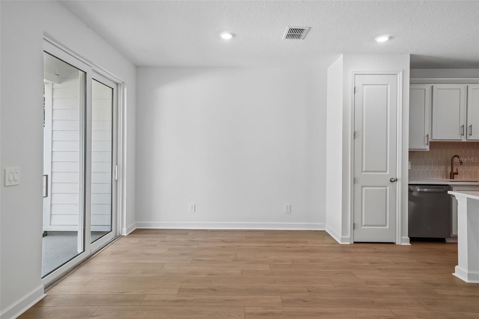 MONTAGUE TOWNHOMES - Residential