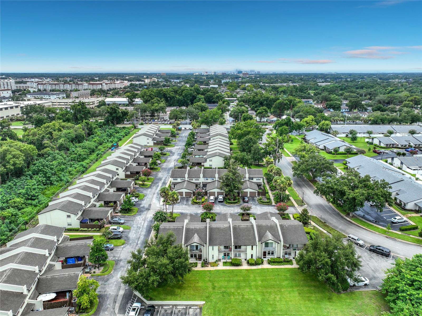 PARK LAKE GROVE CONDO - Residential