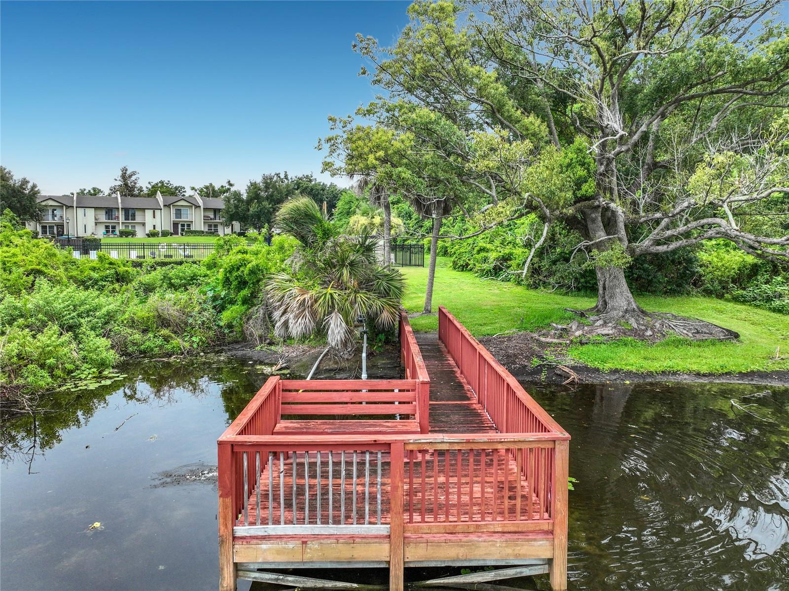 PARK LAKE GROVE CONDO - Residential