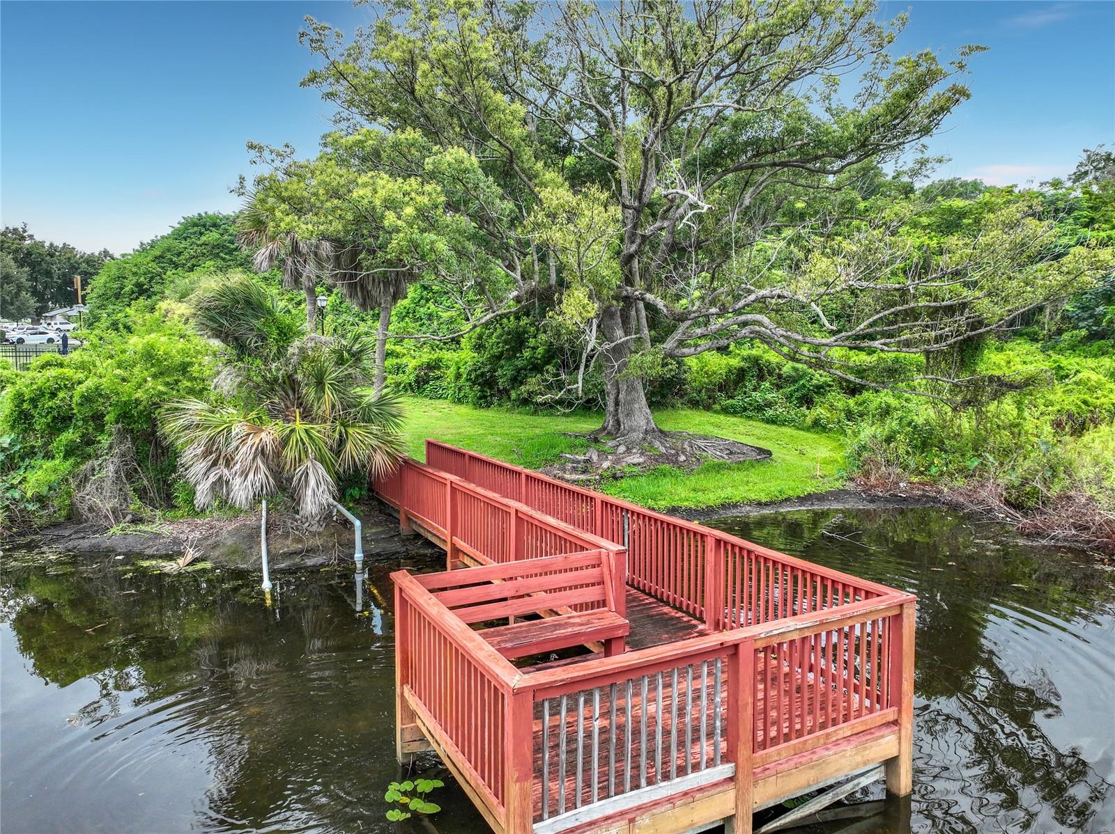PARK LAKE GROVE CONDO - Residential