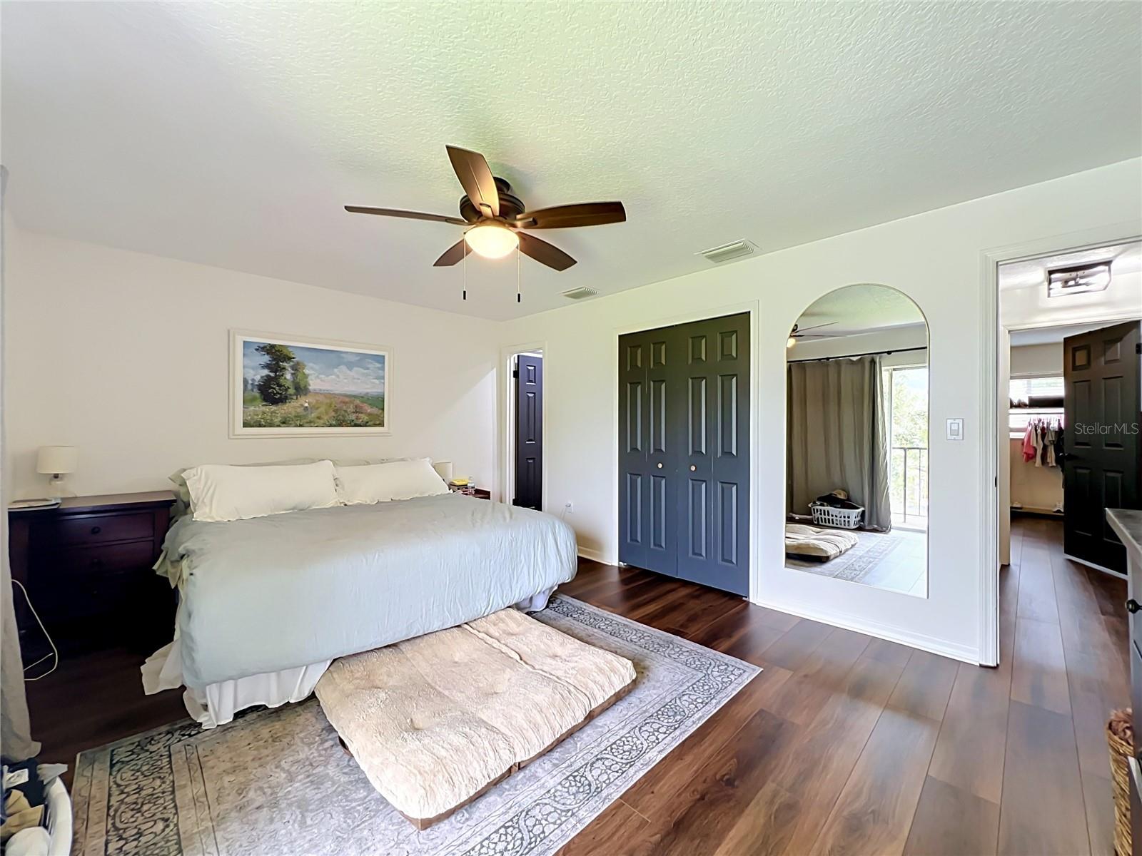 PARK LAKE GROVE CONDO - Residential