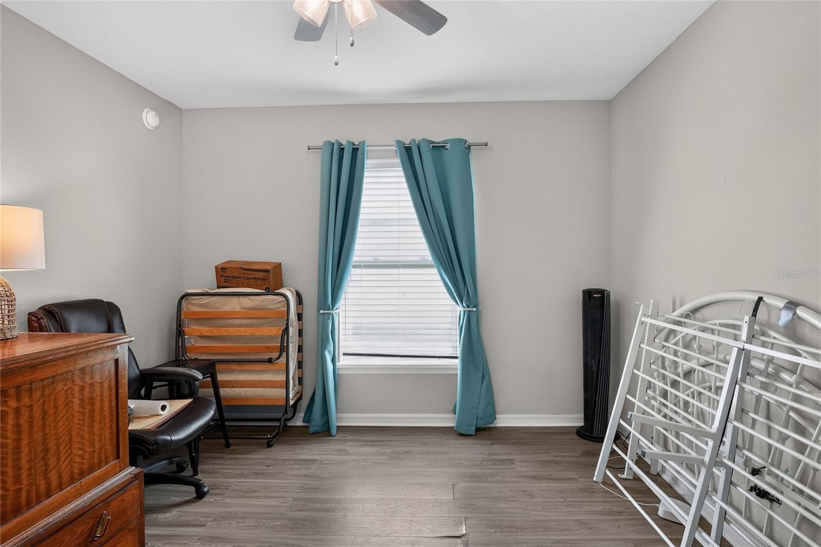 ANISTON - Residential