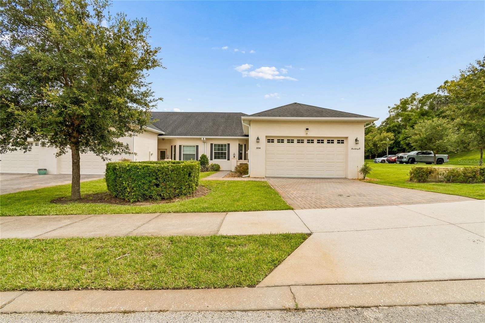 GROVELAND VILLAS AT GREEN GATE - Residential