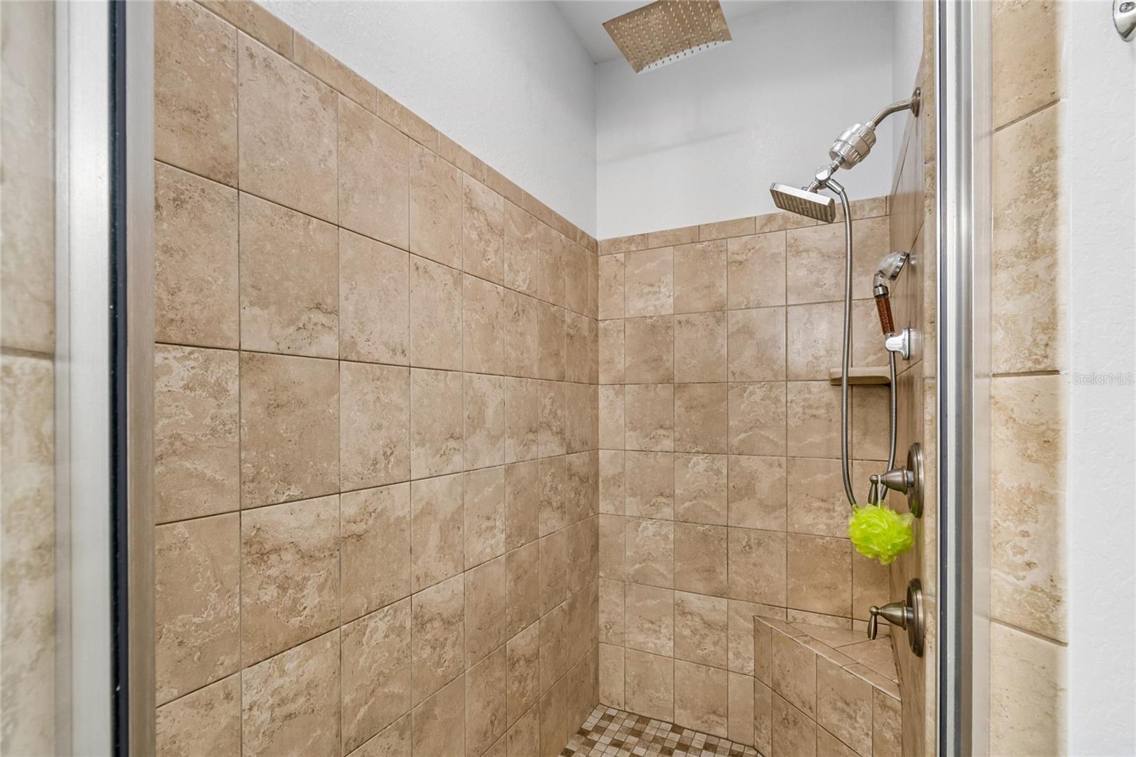 GROVELAND VILLAS AT GREEN GATE - Residential