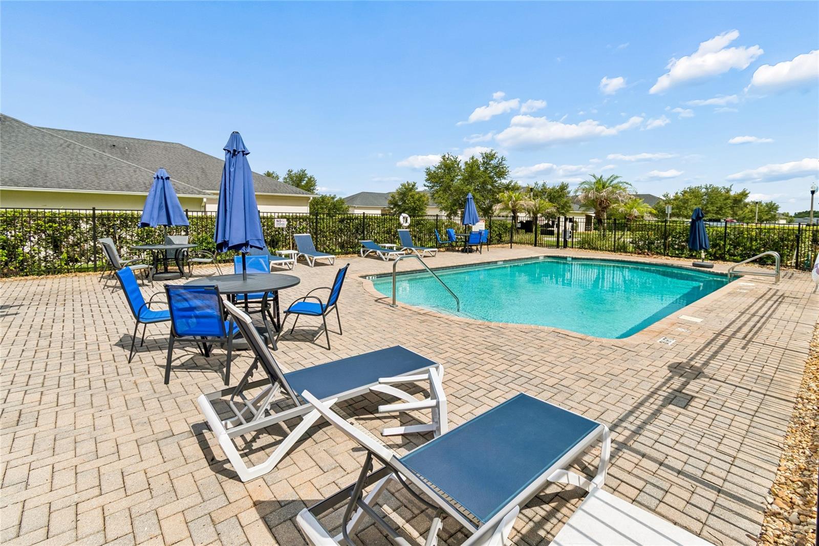 GROVELAND VILLAS AT GREEN GATE - Residential