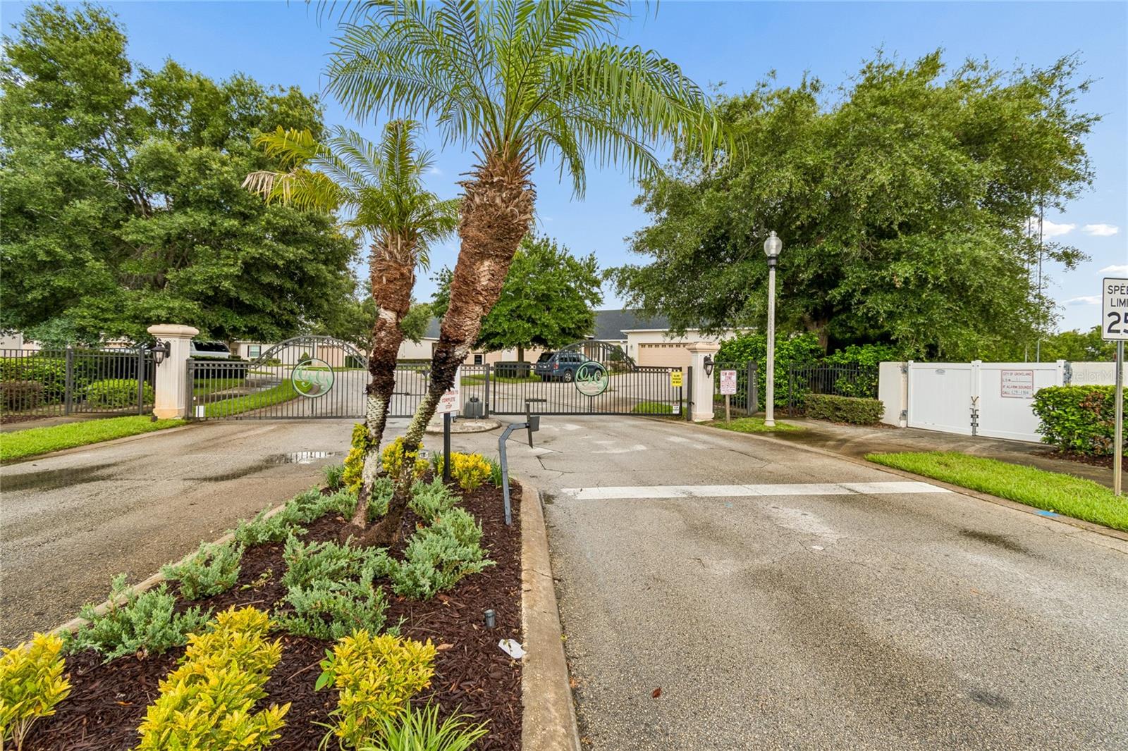 GROVELAND VILLAS AT GREEN GATE - Residential