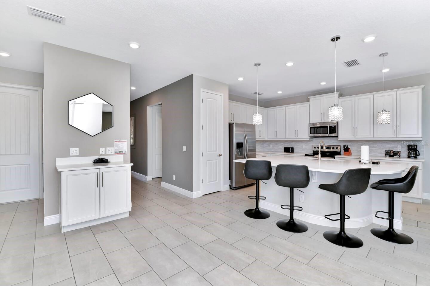 REUNION WEST PH 4 - Residential