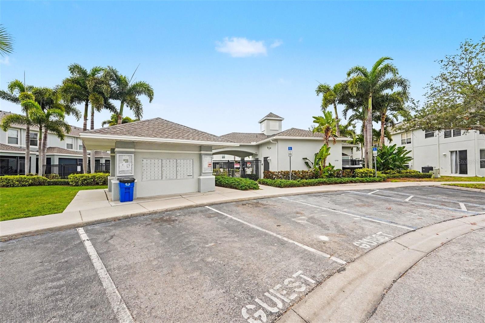 SAWGRASS VILLAGE - Residential